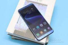 华为v10,全面屏旗舰，麒麟970芯片，AI智能体验